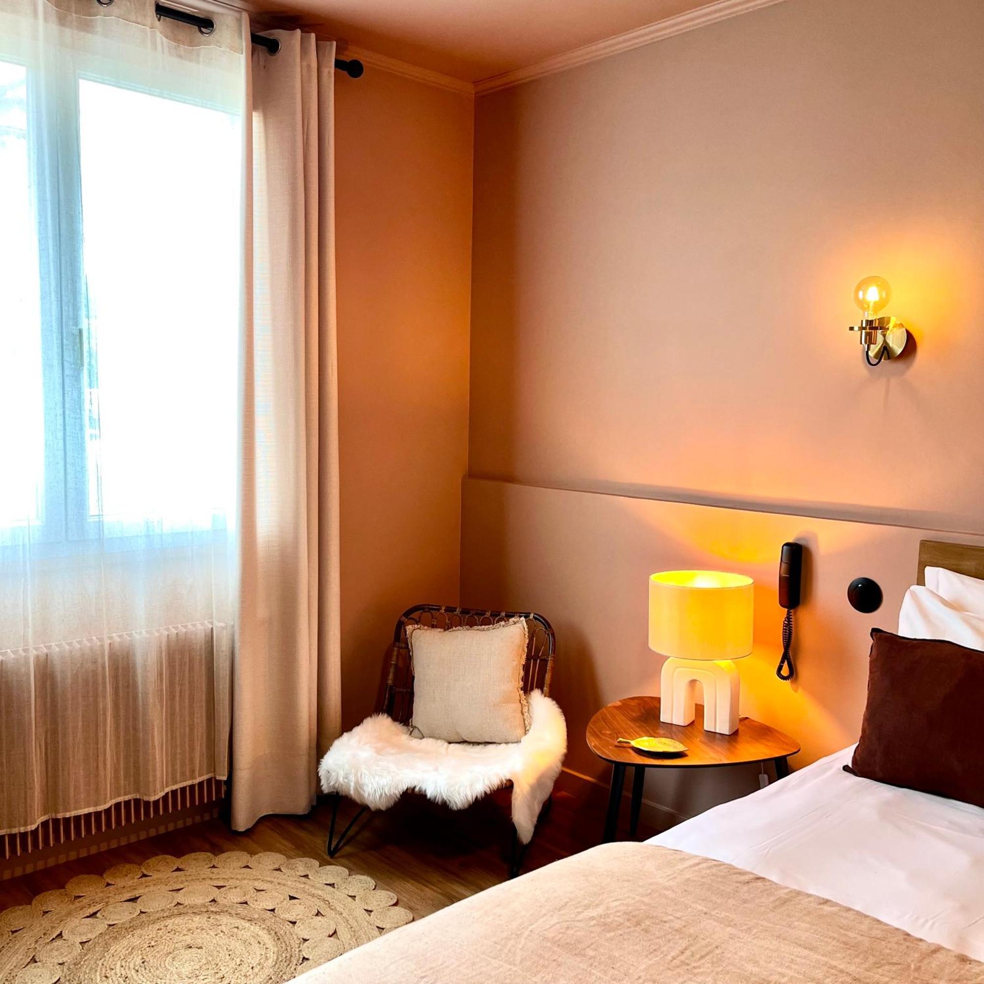 Hotel Rive Sud Шинон Екстериор снимка